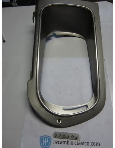 Embellecedor delantero derecho con cerco cromado faro Renault 12 TL fase 2