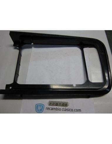 Embellecedor faro derecho SEAT 124 LS