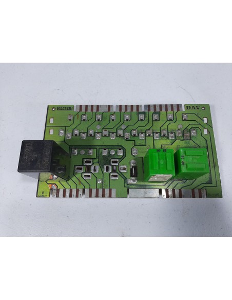 Comprar Placa de fusibles Renault 18 7702145513 online