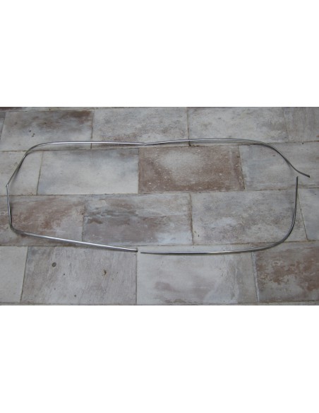 Comprar Juego de cromados para luna trasera Renault 8 online