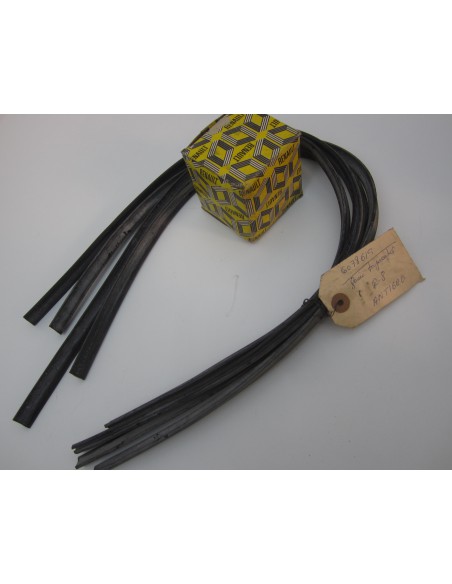 Comprar Juego de goma de tapacubos Renault 8 1ª Serie 6078619