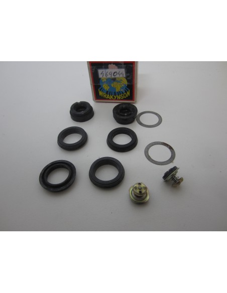 Comprar Juego de reparación, cilindro principal del freno AVIA