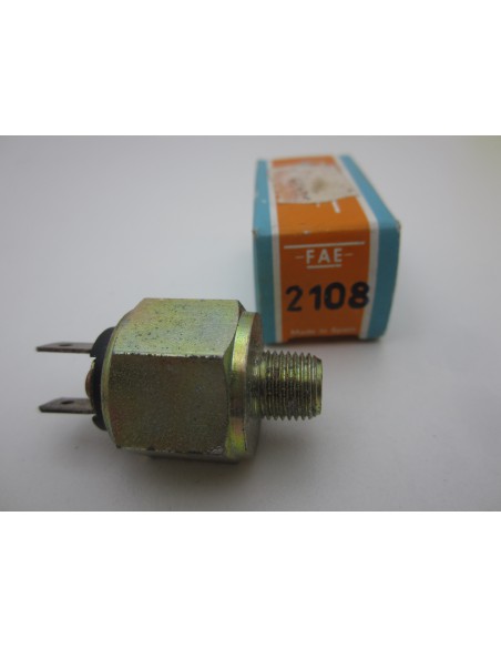 Comprar Interruptor luces freno FAE 2108 Audi 80, 100 online