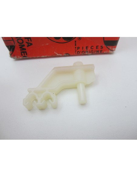 Comprar Soporte de fijación de manguera de freno servo Alfa