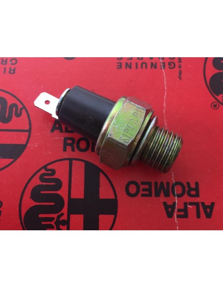 Comprar Válvula de escape Alfa Romeo 6,33, 75,90, 155, 164