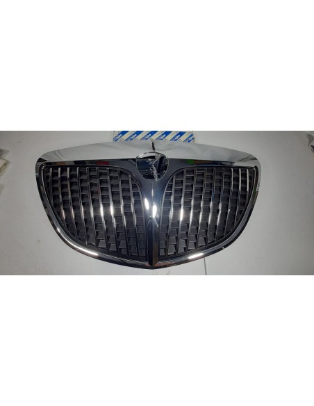Comprar Rejilla de radiador Lancia Ypsilon 735384149 online