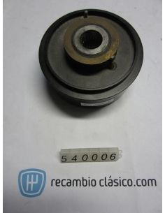 Piña Ranz para volante deportivo. Modelo sin determinar. Altura piña 50mm