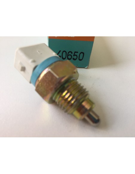 Interruptor, piloto de marcha atrás Peugeot 106,205,206,306,307,309,405,406,605,607 FAE 40650
