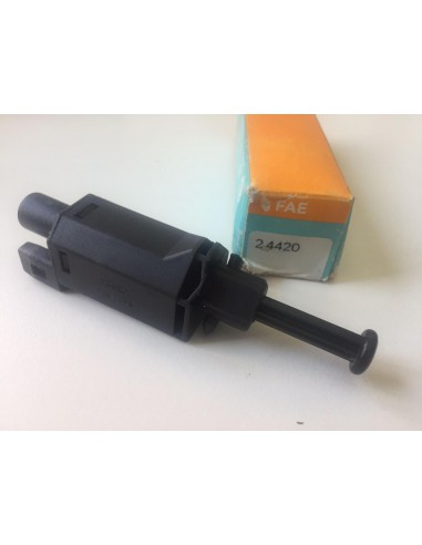 Interruptor luces freno Audi A3, AUDI TT FAE 2442