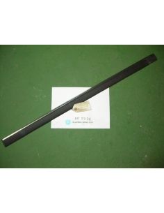 Moldura autoadhesiva con embellecedor cromado puerta delantera derecha Renault 18 moderno 7702145130