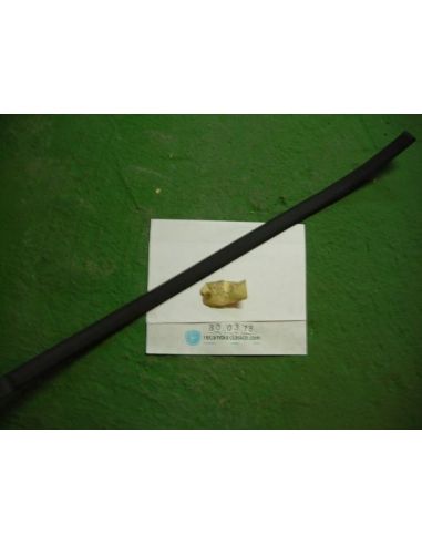 Moldura autoadhesiva puerta delantera derecha Renault 12 TS 7702109558