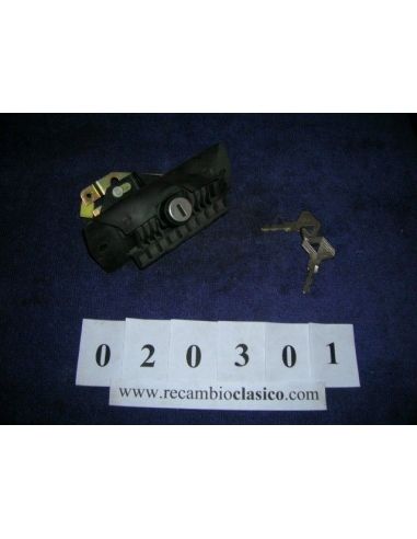 Cerradura portón trasero con llave Renault 21 550200