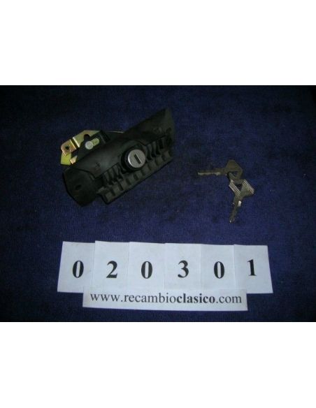 Cerradura portón trasero con llave Renault 21 550200