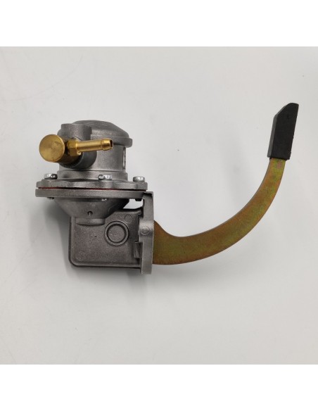 Bomba gasolina Datsun Bluebird 17010H2501 17010U0525