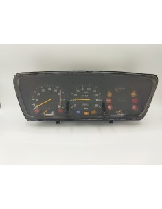 Cuadro de instrumentos velocímetro cuentakilómetros RENAULT 12 TS CONFORT usado