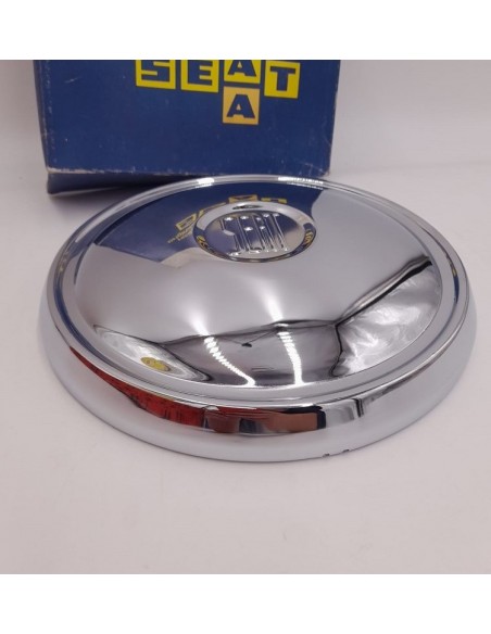 Tapacubo SEAT 850 Especial. Llanta de 13 pulgadas