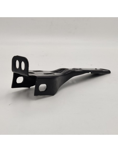 Soporte parachoques delantero o trasero Volkswagen Golf Mk1