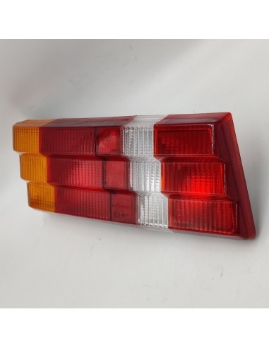 Piloto trasero izquierdo Ford Escord Mk3 con tara