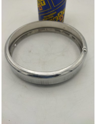 Cerquillo exterior de faro SEAT 600 D 1ª serie