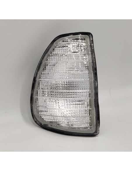 Piloto intermitente delantero derecho blanco Mercedes-Benz W123 0008200321