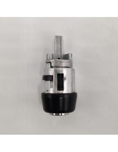 Bombín cerradura Audi 80, Audi 90, Audi 100, Audi Coupe, Audi Cabrio, Audi V8  4A1905855