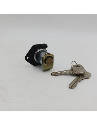 Bombín cerradura trampilla combustible SEAT 132