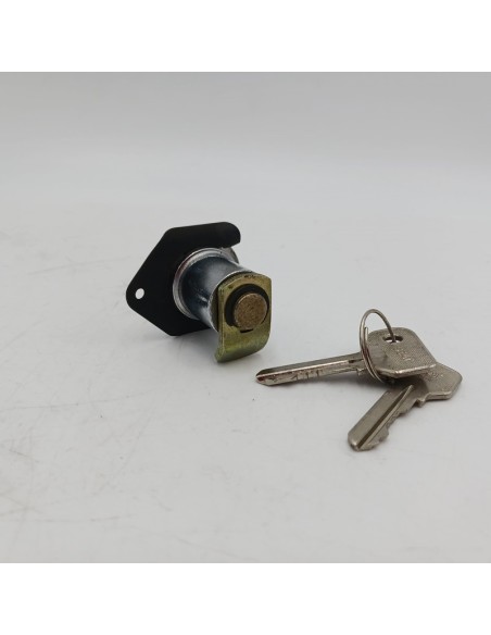 Bombín cerradura trampilla combustible SEAT 132