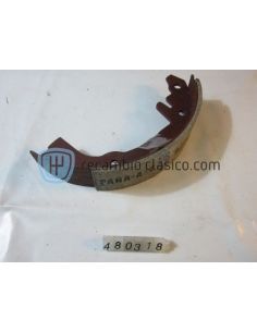 Una zapata de freno traseros Renault 4L