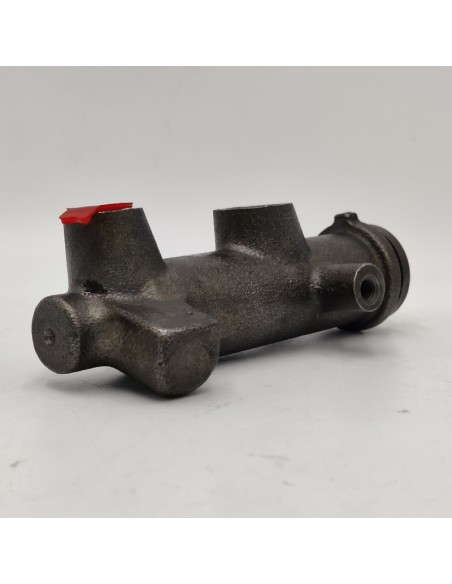 Bomba de freno Citroen 2CV antiguo