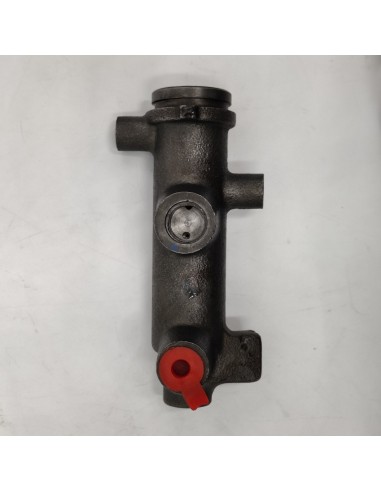 Bomba de freno Citroen 2CV antiguo