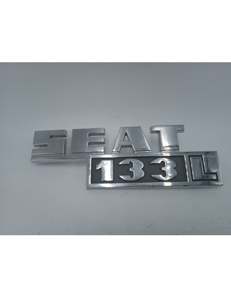 Anagrama emblema logo SEAT 133 L