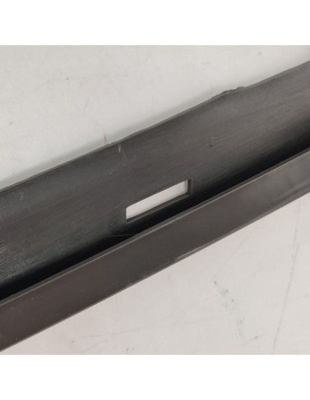 Listón del faro izquierdo BMW E39 51138168809