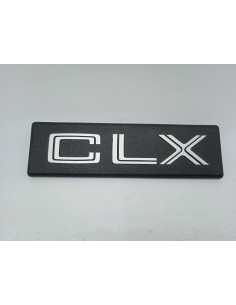 Anagrama emblema logo SEAT 131 CLX distancia tetones 7cm medida anagrama 12,5 cm X 3,7 cm