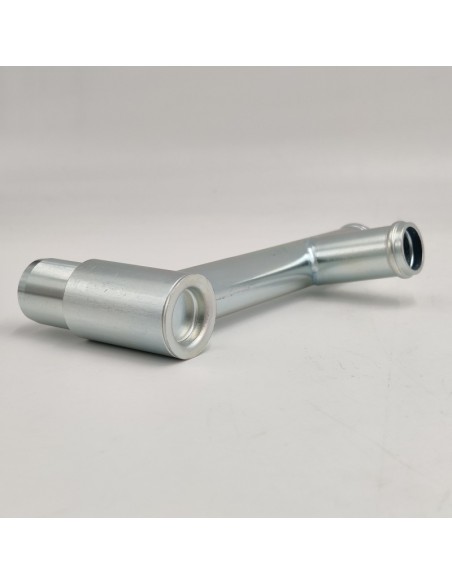 Manguito conector agua culata Nissan Patrol 14075C9600