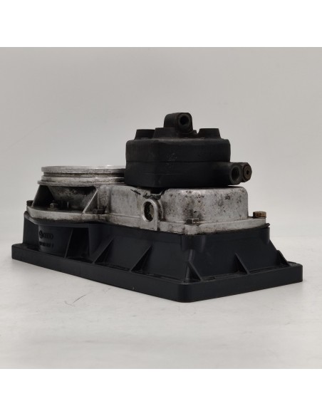 Medidor caudal de aire Volkswagen Golf GTI I 1.6 0438120035 049133853J 0438100023 Medidor caudal de aire Volkswagen Golf GTI I 1.6 0438120035 049133853J 0438100023