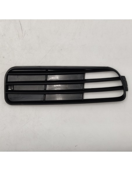 Rejilla delantera derecha paragolpes Audi 80 B4