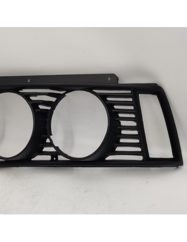 Parrilla calandra izquierda BMW E21 51131834989