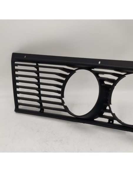 Parrilla calandra izquierda BMW E21 51131834989