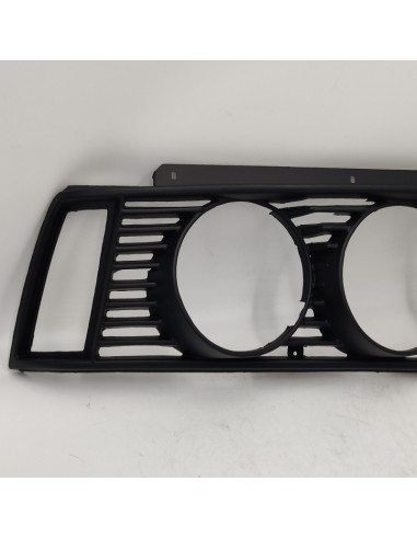 Parrilla calandra derecha BMW E21 51131834990