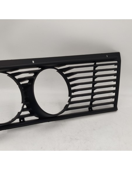 Parrilla calandra derecha BMW E21 51131834990