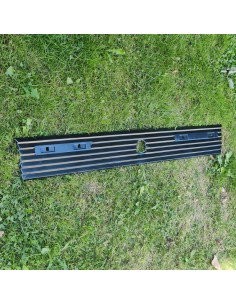 Rejilla portón trasero moldura protectora maletero Peugeot 205