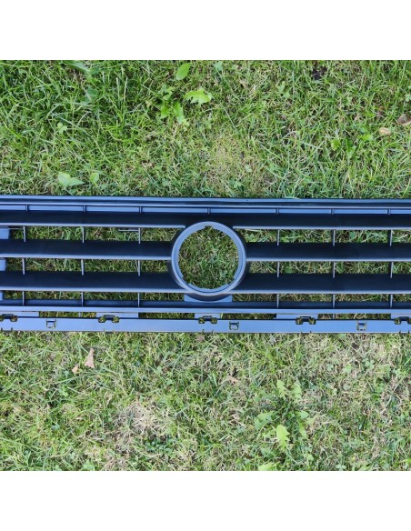 Rejilla calandra Volkswagen Jetta 16585365301C