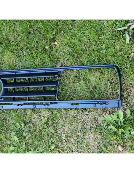 Rejilla calandra Volkswagen Jetta 16585365301C