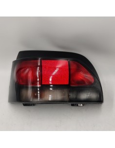 Piloto trasero izquierdo rojo y blanco Renault Clio 7701039012 2