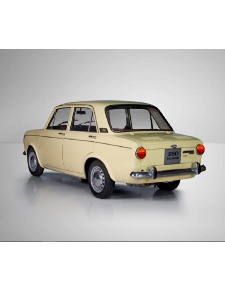 Moldura puerta lateral autoadhesiva adaptable cromada SEAT 850 Especial Moldura puerta lateral autoadhesiva adaptable cromada SEAT 850 Especial