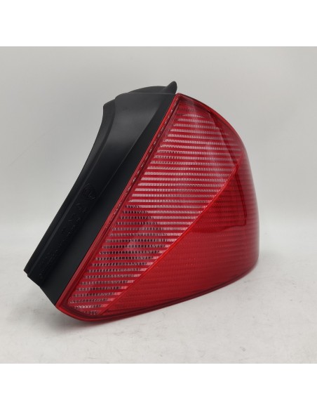 Piloto trasero derecho blanco y rojo Lancia Lybra 46544187