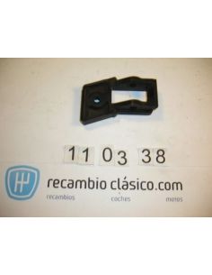 Soporte manecilla interior Renault 8