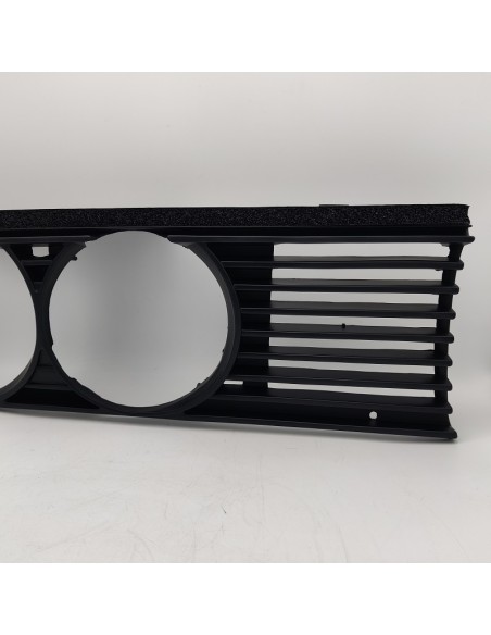 Calandra rejilla derecha negro BMW E30 51131876092