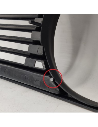 Calandra rejilla derecha negro BMW E30 51131876092 con tara