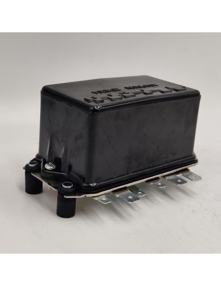 Regulador de dinamo SEAT 600. Alternativo a Femsa GRC 1212